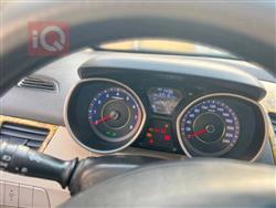 هیۆندای ئەلەنترا